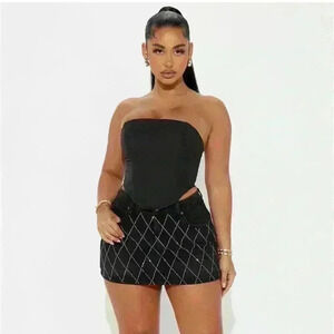 NWT FASHIOM NOVA EMBELLISHED BLACK DENIM SKIRT